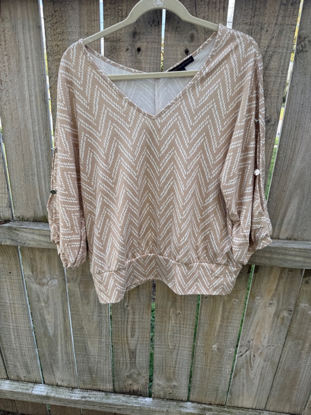 Adrienne Vittadini Beige Chevron V-Neck Women's Top